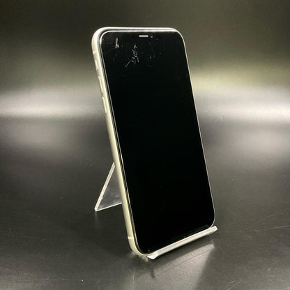【全額返金保証】【最速発送】Apple iPhone iPhone 11 128GB ホワイト au 白ロム 動作確認済 71%