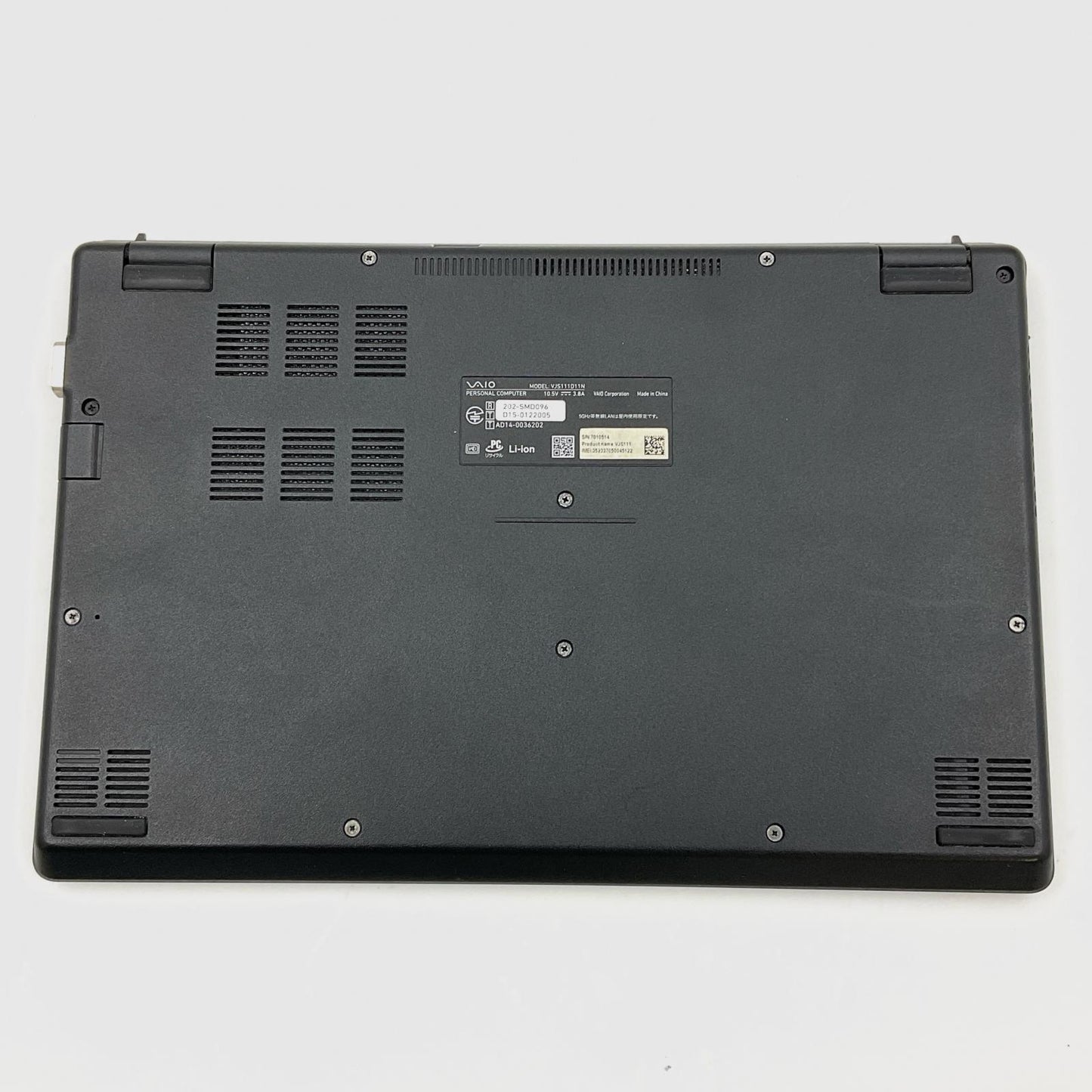 【最速発送】VAIO VJS111D11N Intel Core i5-6200U 8GB SSD 256GB 17.8%【難有】
