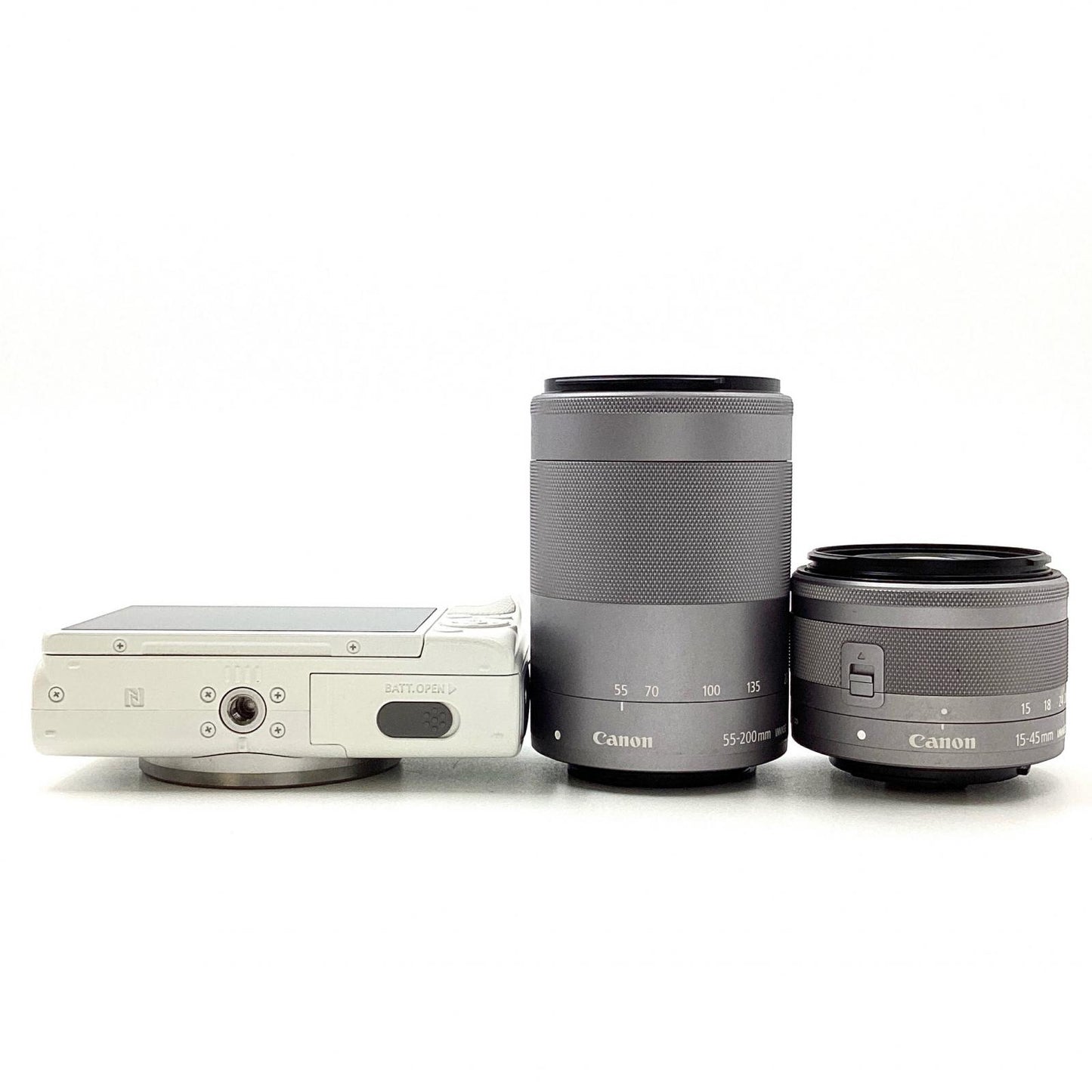 【全額返金保証】【最速発送】Canon デジタル一眼 EOS M100 ダブルズームキット [ホワイト] 動作確認済