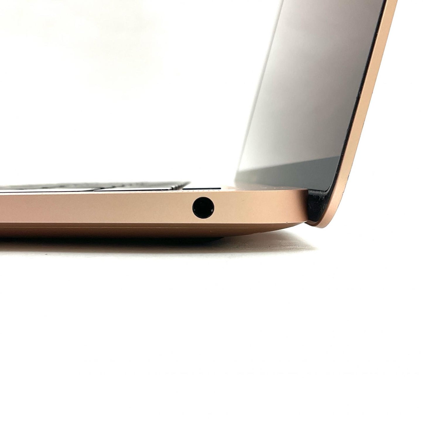 【全額返金保証】【最速発送】Apple MacBook Air 13.3インチ 2020 1.1GHz デュアルコア Intel Core i3 8GB SSD 256GB ゴールド 91.8% 動作確認済