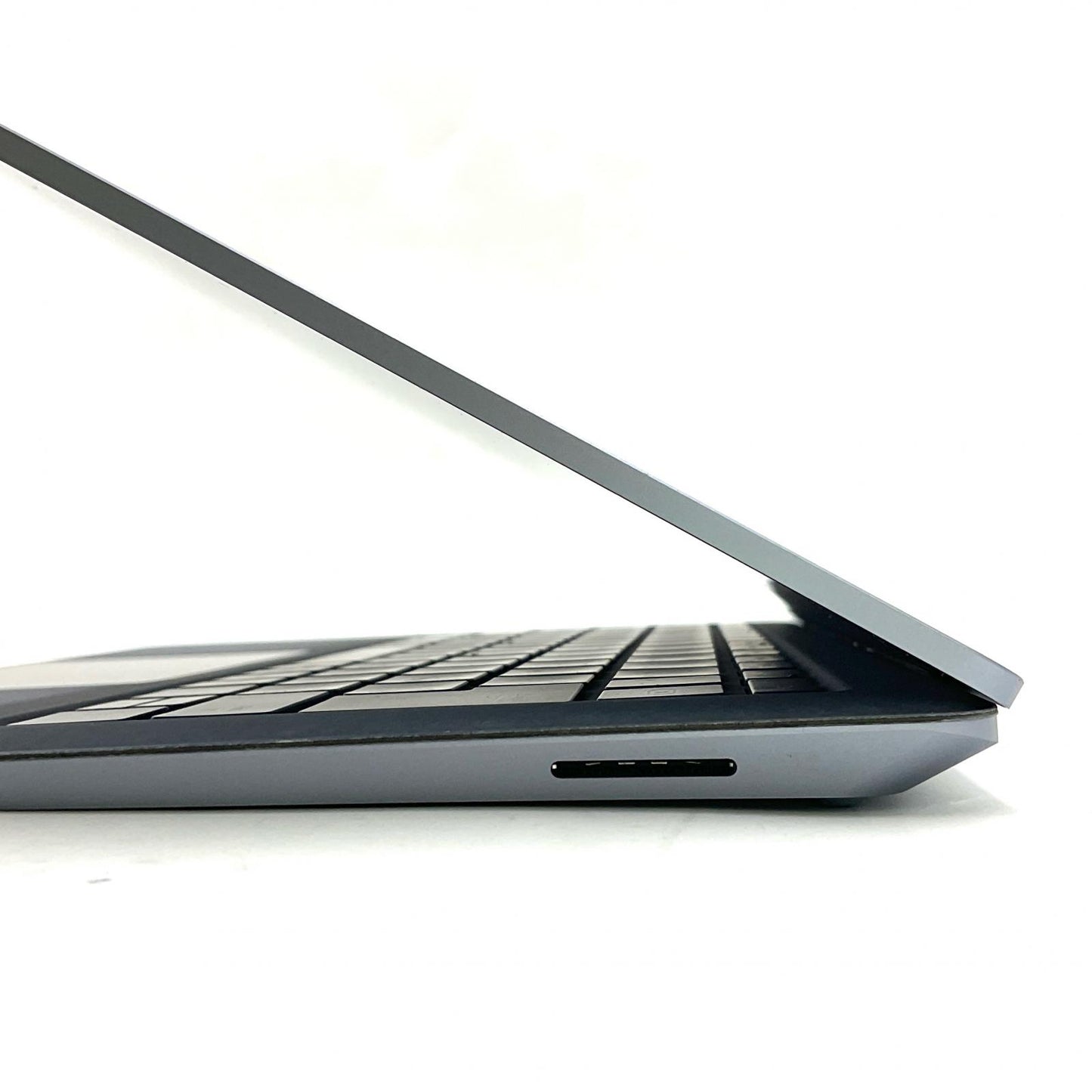 【全額返金保証】【最速発送】Microsoft Surface Laptop 4 1950 11th Gen Intel(R) Core(TM) i5-1135G7 @ 2.40GHz 2.42GHz 8GB SSD 512GB 92.4% 動作確認済