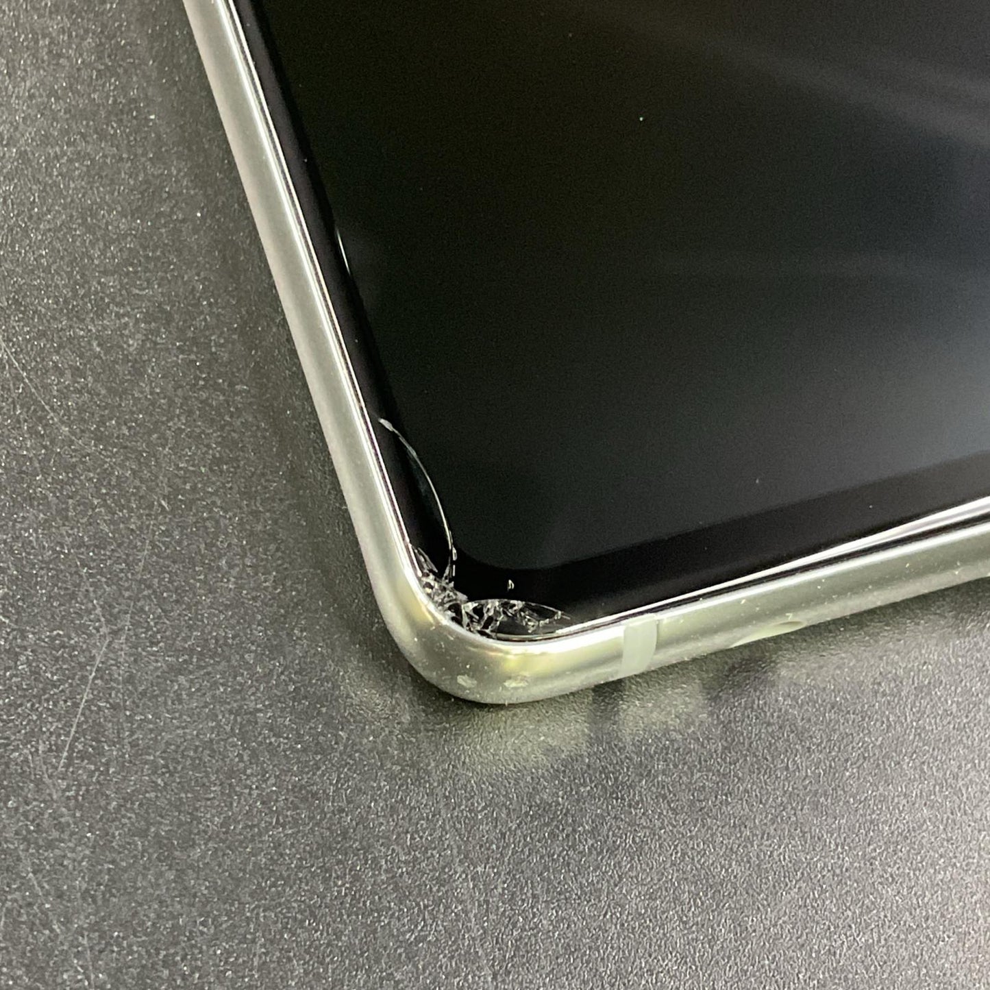 【全額返金保証】【最速発送】SAMSUNG Galaxy A51 5G 128GB プリズム ブリックス ホワイト docomo SC-54A 動作確認済