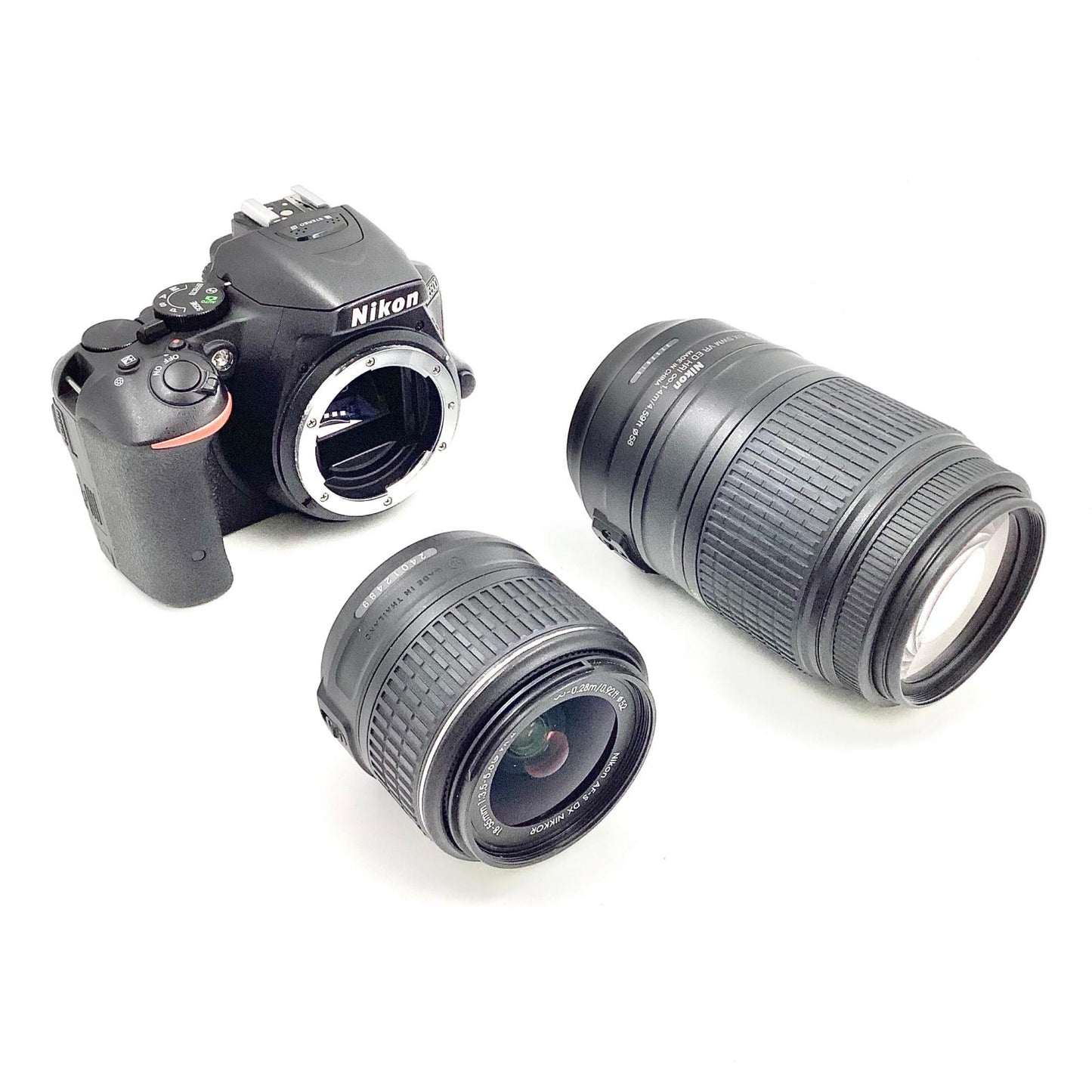 【全額返金保証】【最速発送】Nikon デジタル一眼 D5500 ダブルズームキット ブラック 動作確認済