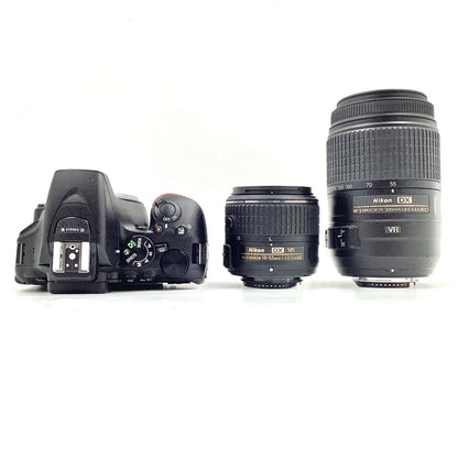 【全額返金保証】【最速発送】Nikon デジタル一眼 D5500 ダブルズームキット ブラック 動作確認済