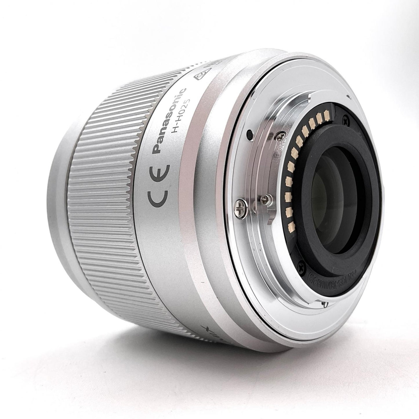 【最速発送】Panasonic LUMIX G 25mm/F1.7 ASPH. H-H025-S [シルバー]【難有】