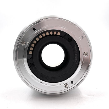 【最速発送】Panasonic LUMIX G 25mm/F1.7 ASPH. H-H025-S [シルバー]【難有】