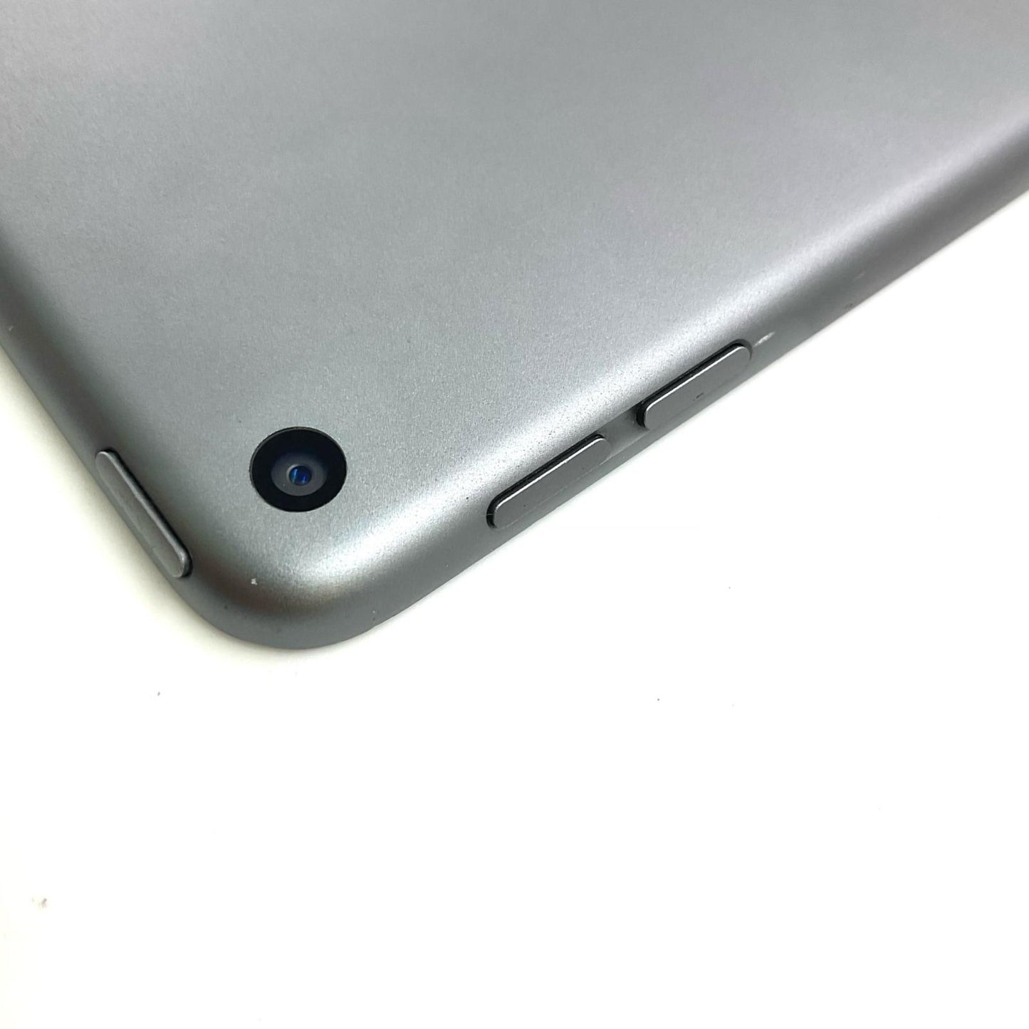 【全額返金保証】【最速発送】Apple iPad iPad Air 10.5インチ 第3世代 64GB スペースグレイ Wi-Fi 動作確認済