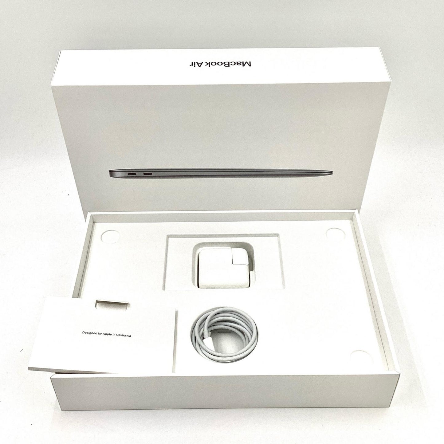 【全額返金保証】【最速発送】Apple MacBook Air 13.3インチ 2020 M1 8コア 8GB SSD 256GB スペースグレイ 88% 動作確認済