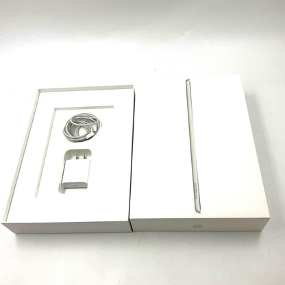 【全額返金保証】【最速発送】Apple iPad iPad 10.2インチ 第9世代 256GB シルバー Wi-Fi 超美品 動作確認済