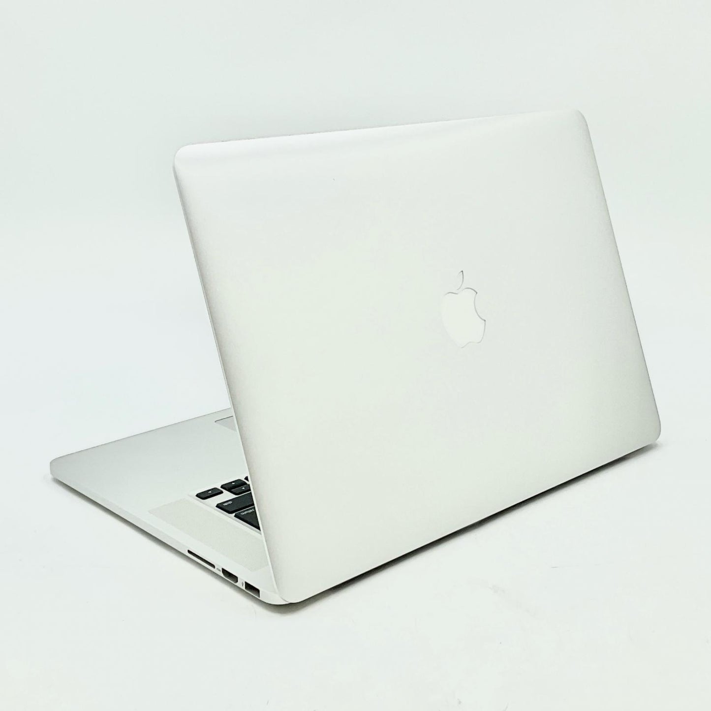 【最速発送】Apple MacBook Pro 15.4インチ 2015 2.2GHz クアッドコア Intel Core i7 16GB SSD 256GB シルバー【難有】