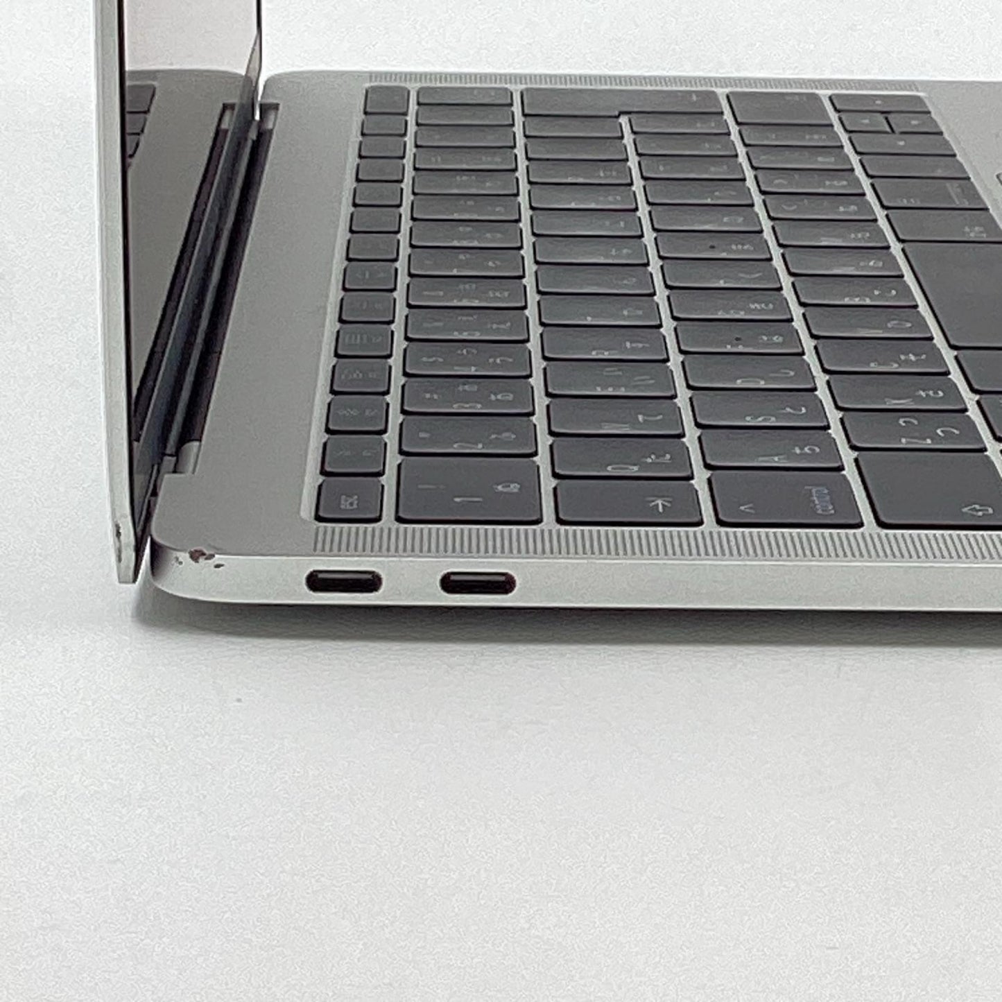 【全額返金保証】【最速発送】Apple MacBook Pro 13.3インチ 2017 2.3GHz デュアルコア Intel Core i5 8GB SSD 256GB シルバー 90.4% 動作確認済