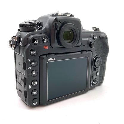 【全額返金保証】【最速発送】Nikon デジタル一眼 D500 ボディ ブラック 美品 動作確認済