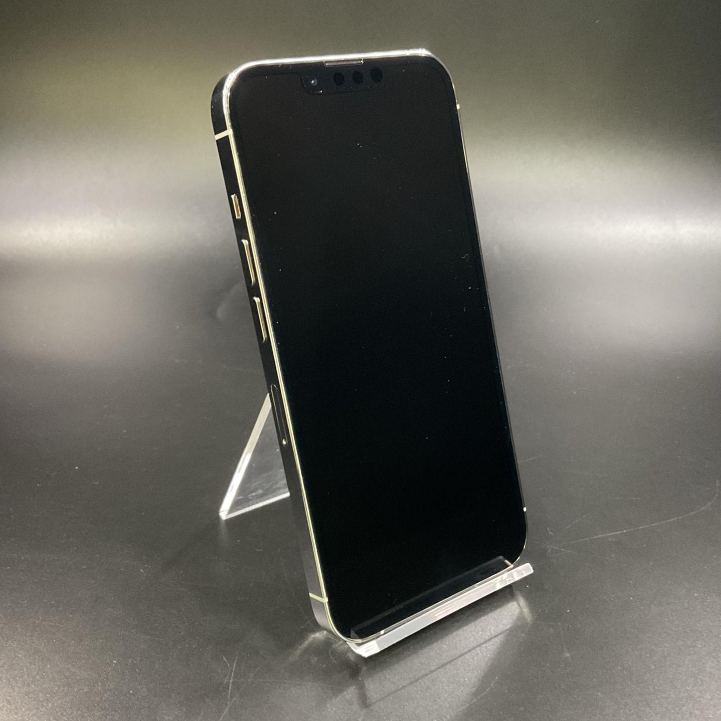 【全額返金保証】【最速発送】Apple iPhone iPhone 13 Pro 256GB シルバー docomo 動作確認済 82%