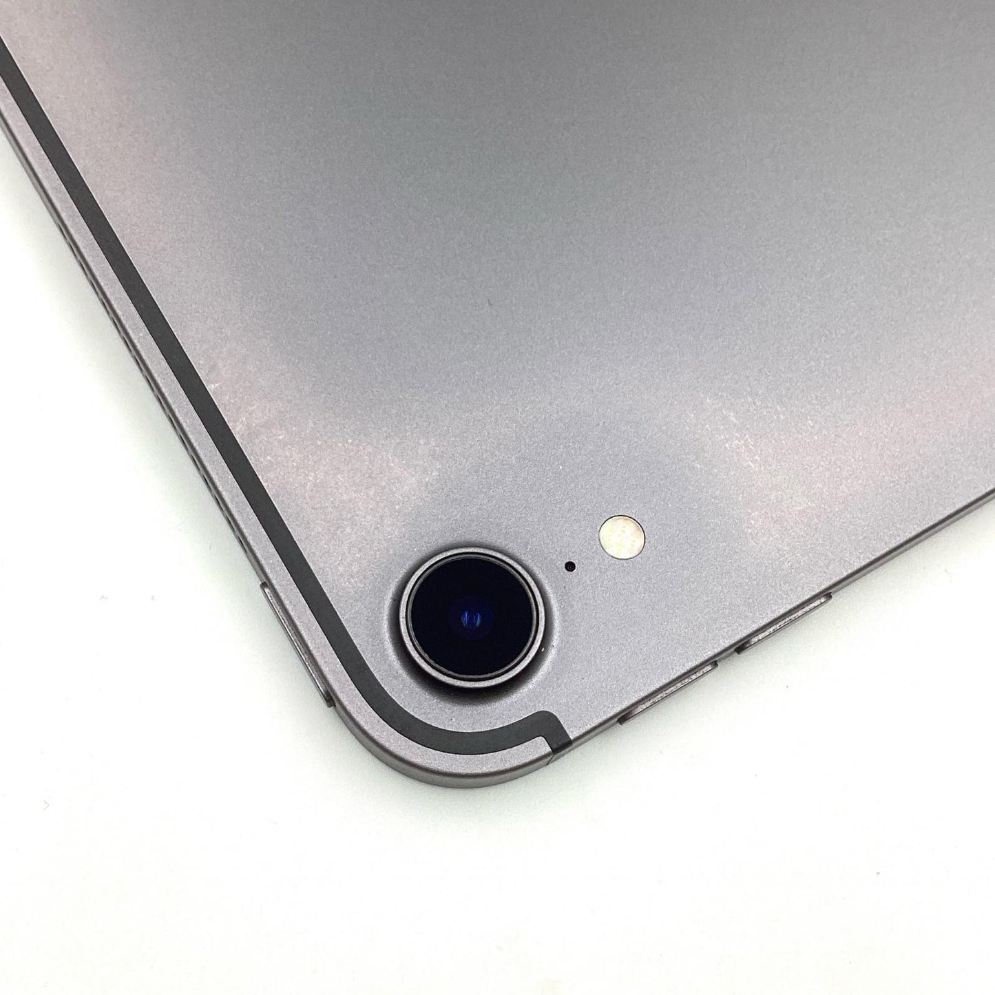 【全額返金保証】【最速発送】Apple iPad iPad 12.9インチ 第3世代 1TB スペースグレイ WiFi+Cellular docomo 白ロム 動作確認済