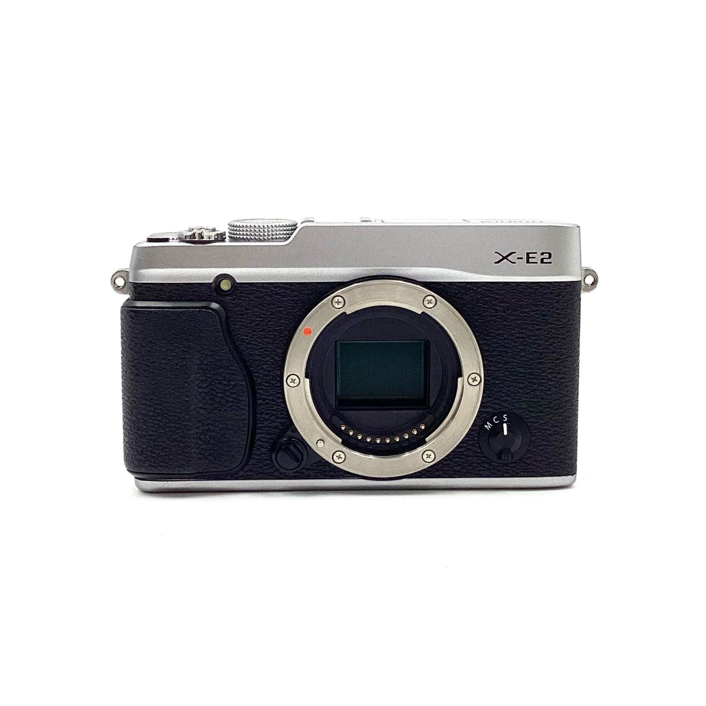 【全額返金保証】【最速発送】FUJIFILM デジタル一眼 X-E2 ボディ [シルバー] 動作確認済