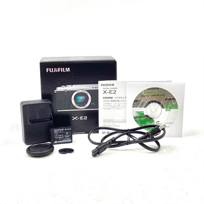 【全額返金保証】【最速発送】FUJIFILM デジタル一眼 X-E2 ボディ [シルバー] 動作確認済