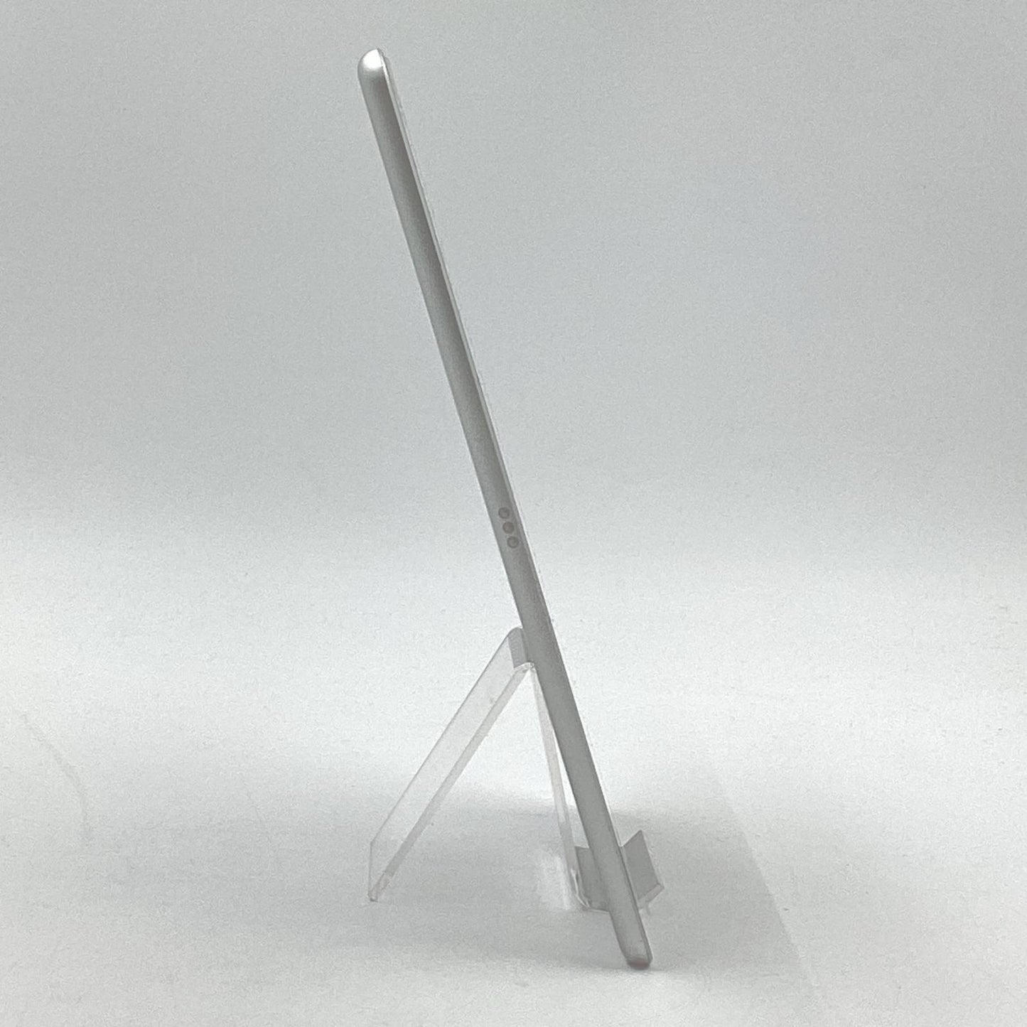 【全額返金保証】【最速発送】Apple iPad iPad 10.2インチ 第9世代 64GB シルバー WiFi+Cellular Softbank 白ロム 動作確認済