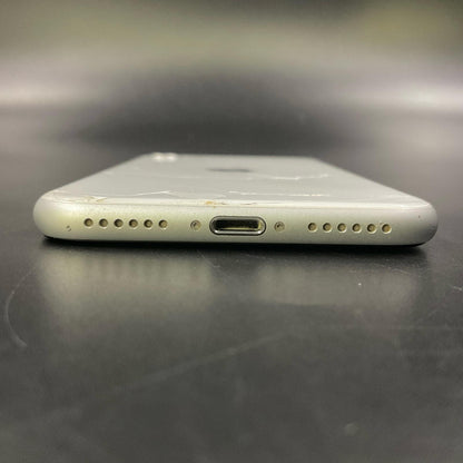 【最速発送】Apple iPhone iPhone SE（第2世代） 64GB ホワイト au 白ロム【難有】 80%