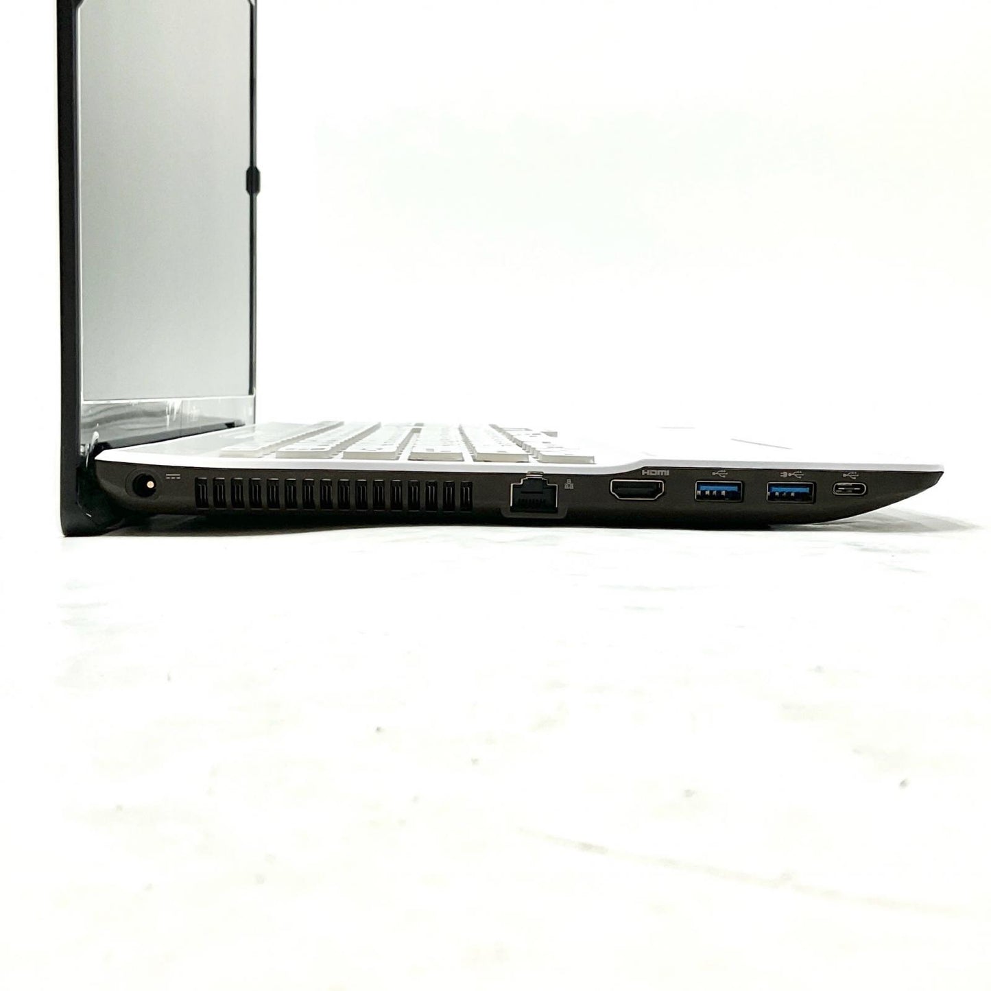 【全額返金保証】【最速発送】FUJITSU LIFEBOOK AH53/E2 FMVA53E2W Intel(R) Core(TM) i7-10510U CPU @ 1.80GHz 2.30GHz 8GB M.2 SSD 512GB 83% 美品 動作確認済
