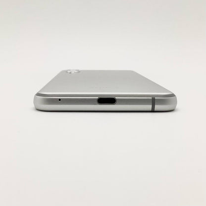 【全額返金保証】【最速発送】SHARP AQUOS sense3 64GB シルバーホワイト docomo SH-02M 白ロム 動作確認済