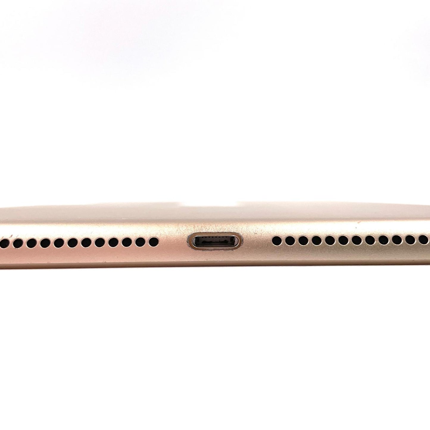 【全額返金保証】【最速発送】Apple iPad iPad 9.7インチ 第5世代 32GB ゴールド WiFi+Cellular au 白ロム 動作確認済