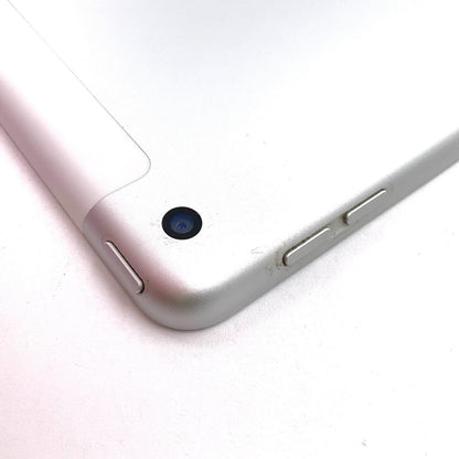【全額返金保証】【最速発送】Apple iPad iPad 10.2インチ 第8世代 128GB シルバー WiFi+Cellular au 白ロム 動作確認済