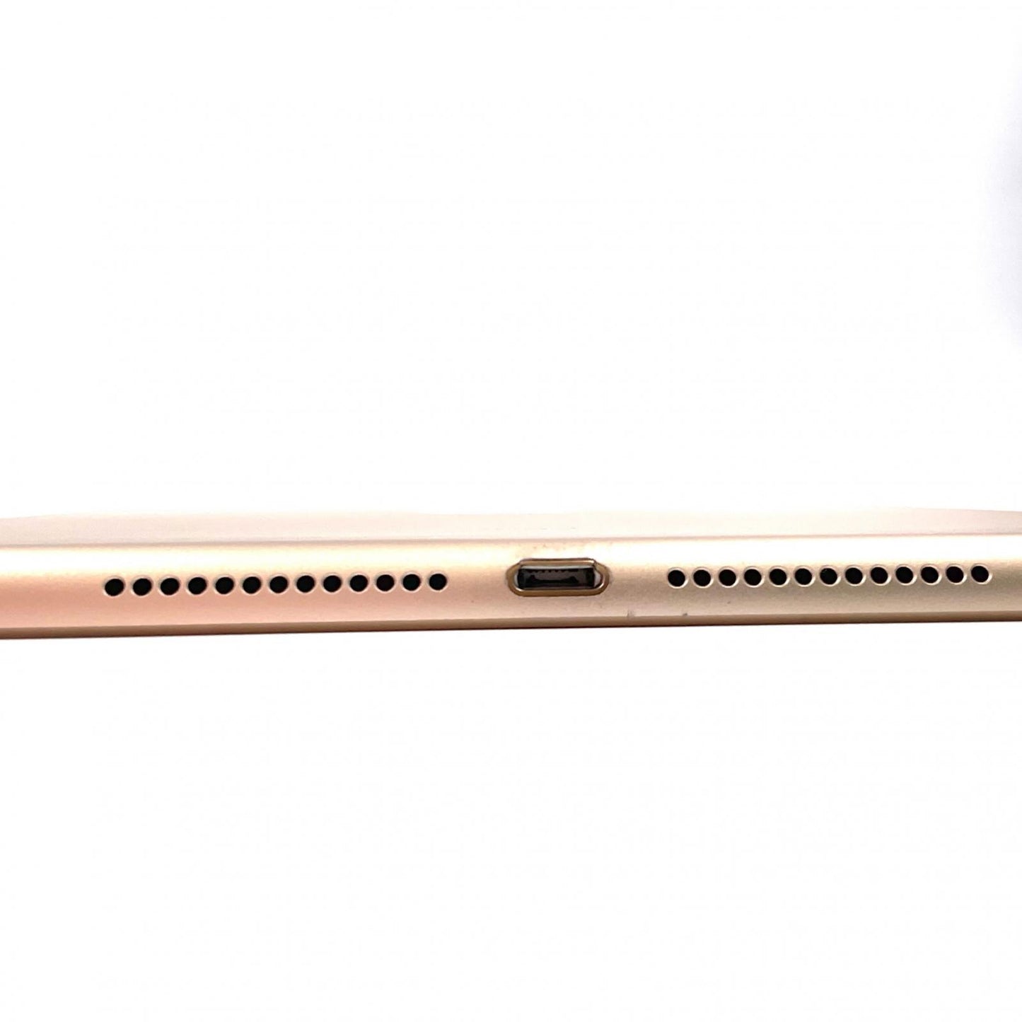 【最速発送】Apple iPad iPad 9.7インチ 第5世代 32GB ゴールド WiFi+Cellular au 白ロム【難有】