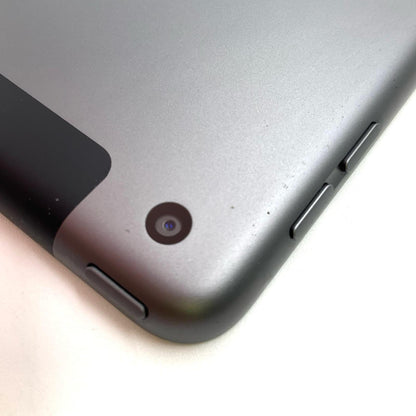 【全額返金保証】【最速発送】Apple iPad iPad 10.2インチ 第8世代 128GB スペースグレイ WiFi+Cellular au 白ロム 動作確認済