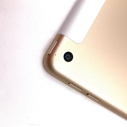 【全額返金保証】【最速発送】Apple iPad iPad 9.7インチ 第5世代 32GB ゴールド WiFi+Cellular au 白ロム 動作確認済