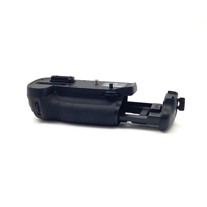 【全額返金保証】【最速発送】Nikon MB-D15 動作確認済