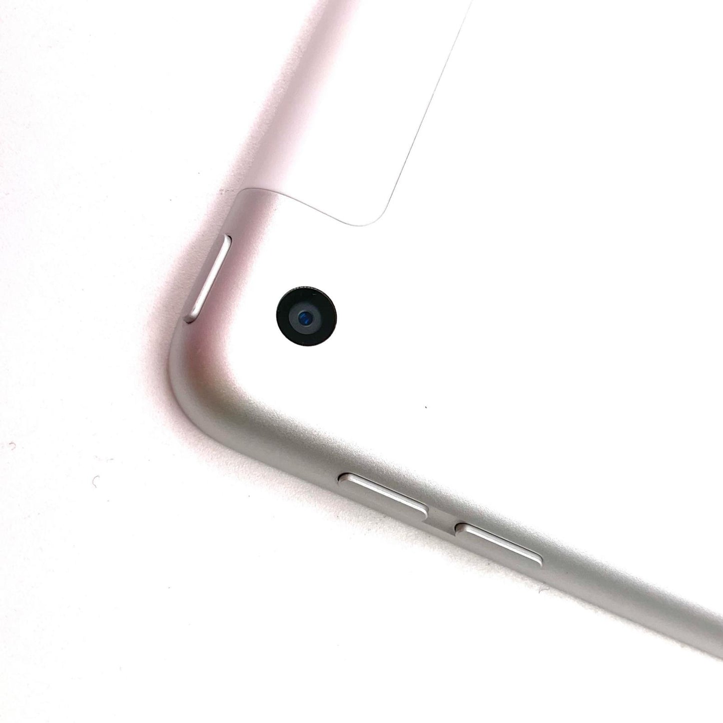 【全額返金保証】【最速発送】Apple iPad iPad 10.2インチ 第7世代 32GB シルバー WiFi+Cellular au 白ロム 動作確認済