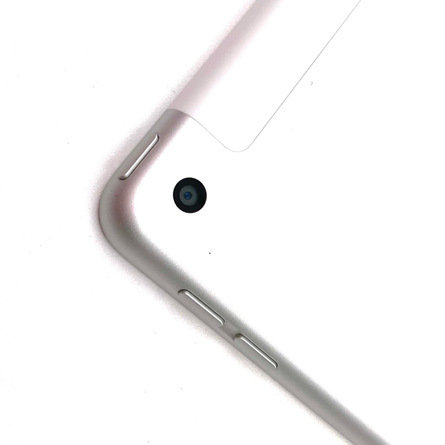 【全額返金保証】【最速発送】Apple iPad iPad 10.2インチ 第7世代 32GB シルバー WiFi+Cellular au 白ロム 動作確認済
