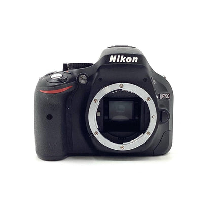 【全額返金保証】【最速発送】Nikon デジタル一眼 D5200 ボディ ブラック 動作確認済