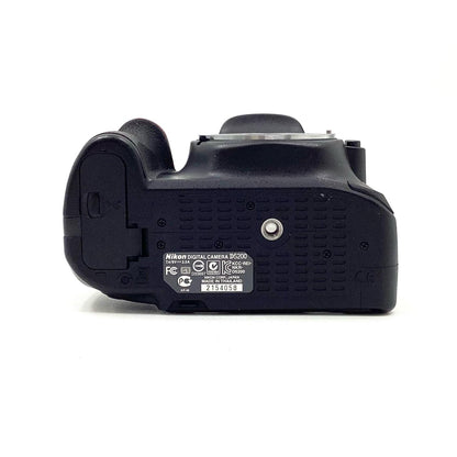 【全額返金保証】【最速発送】Nikon デジタル一眼 D5200 ボディ ブラック 動作確認済