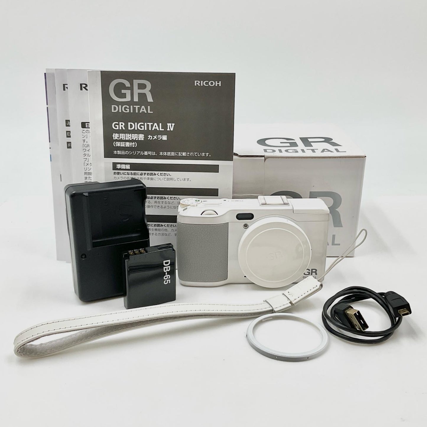 【全額返金保証】【最速発送】RICOH コンパクトデジタルカメラ GR DIGITAL IV ホワイトエディション 美品 動作確認済
