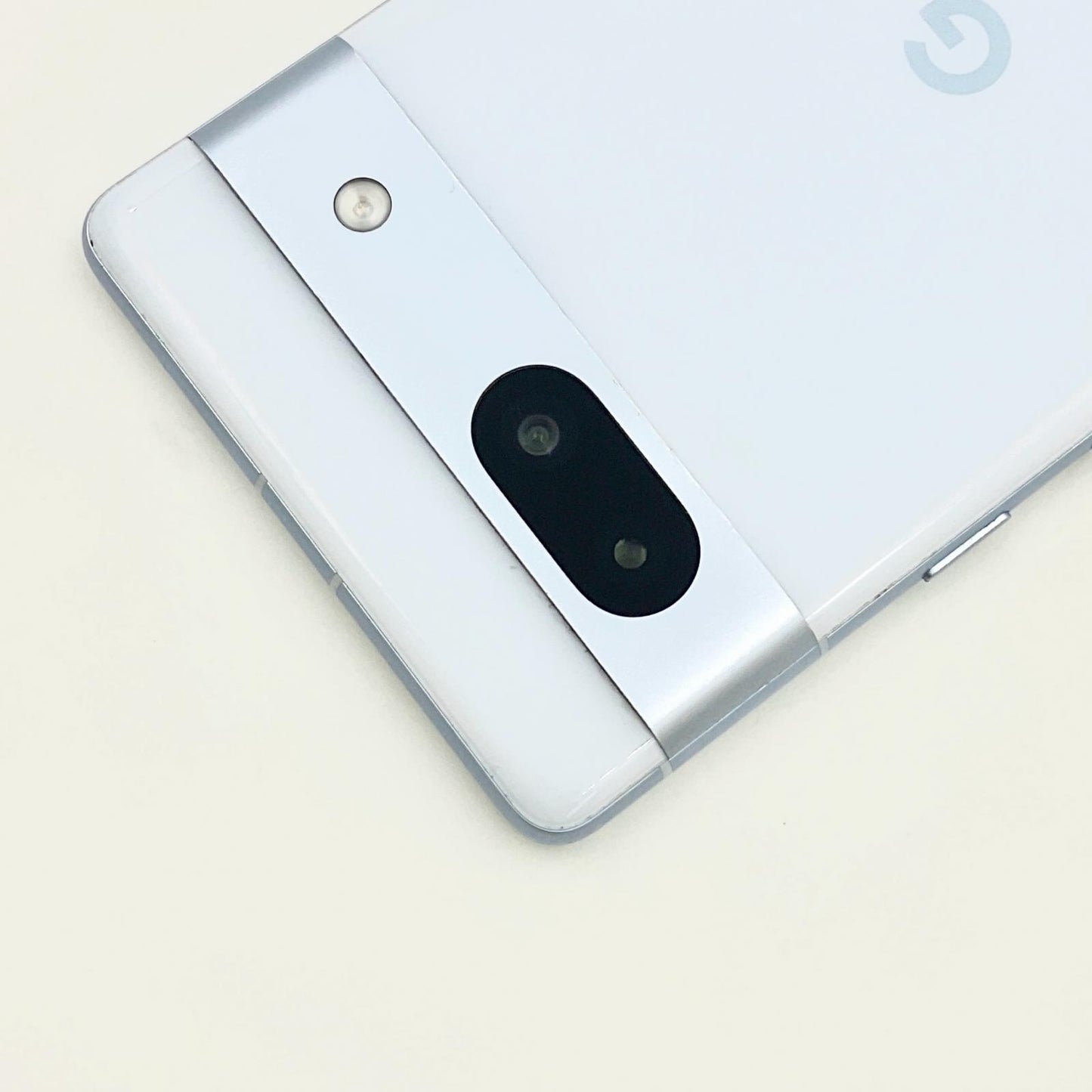 【全額返金保証】【最速発送】Google Pixel 7a 128GB Sea docomo G82U8 白ロム 動作確認済