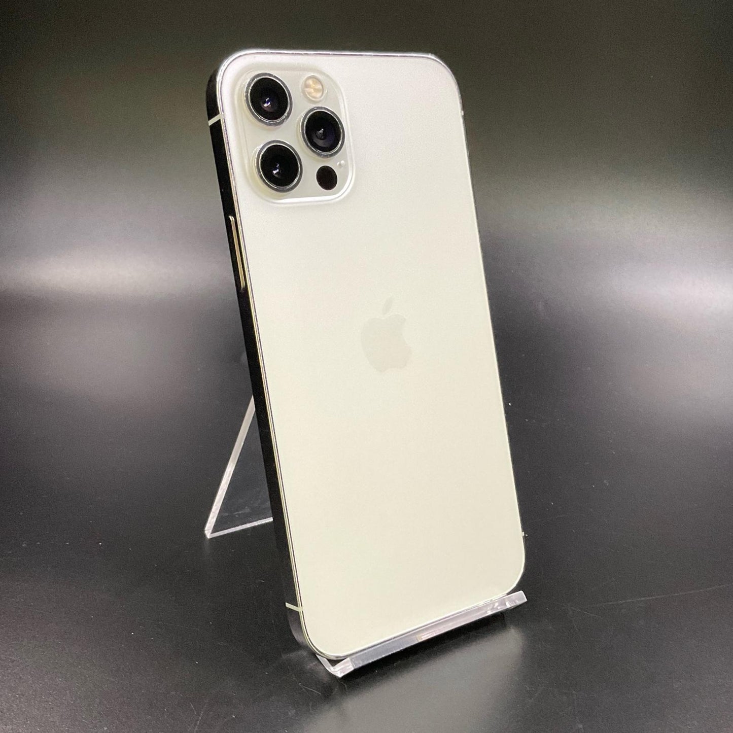【全額返金保証】【最速発送】Apple iPhone iPhone 12 Pro 128GB シルバー docomo 白ロム 動作確認済 83%