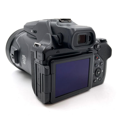 【全額返金保証】【最速発送】Nikon コンパクトデジタルカメラ COOLPIX P1000 超美品 動作確認済