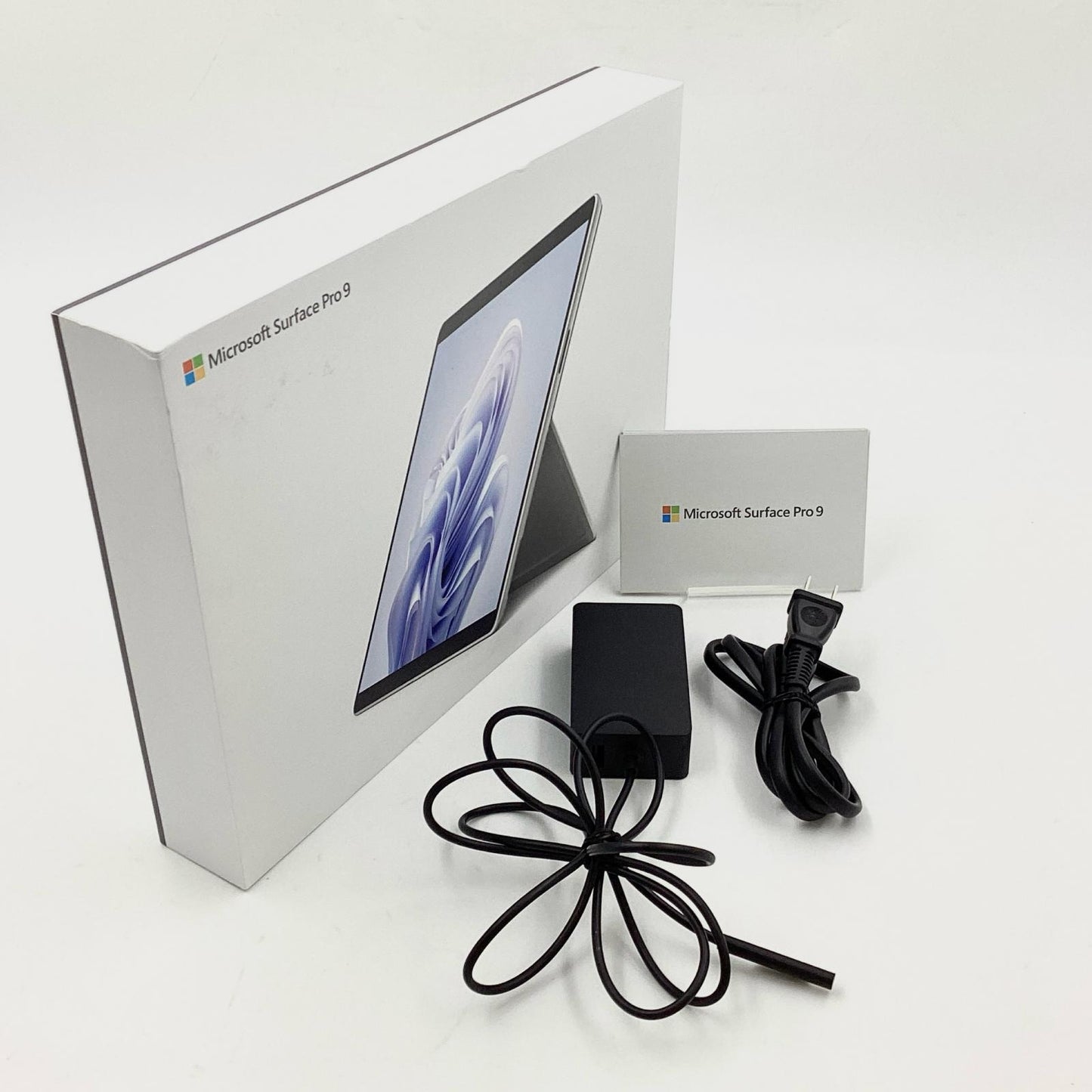 【全額返金保証】【最速発送】Microsoft Surface Pro9 2038 Intel Core i5-1235U 8GB M.2 SSD 256GB 100% 超美品 動作確認済