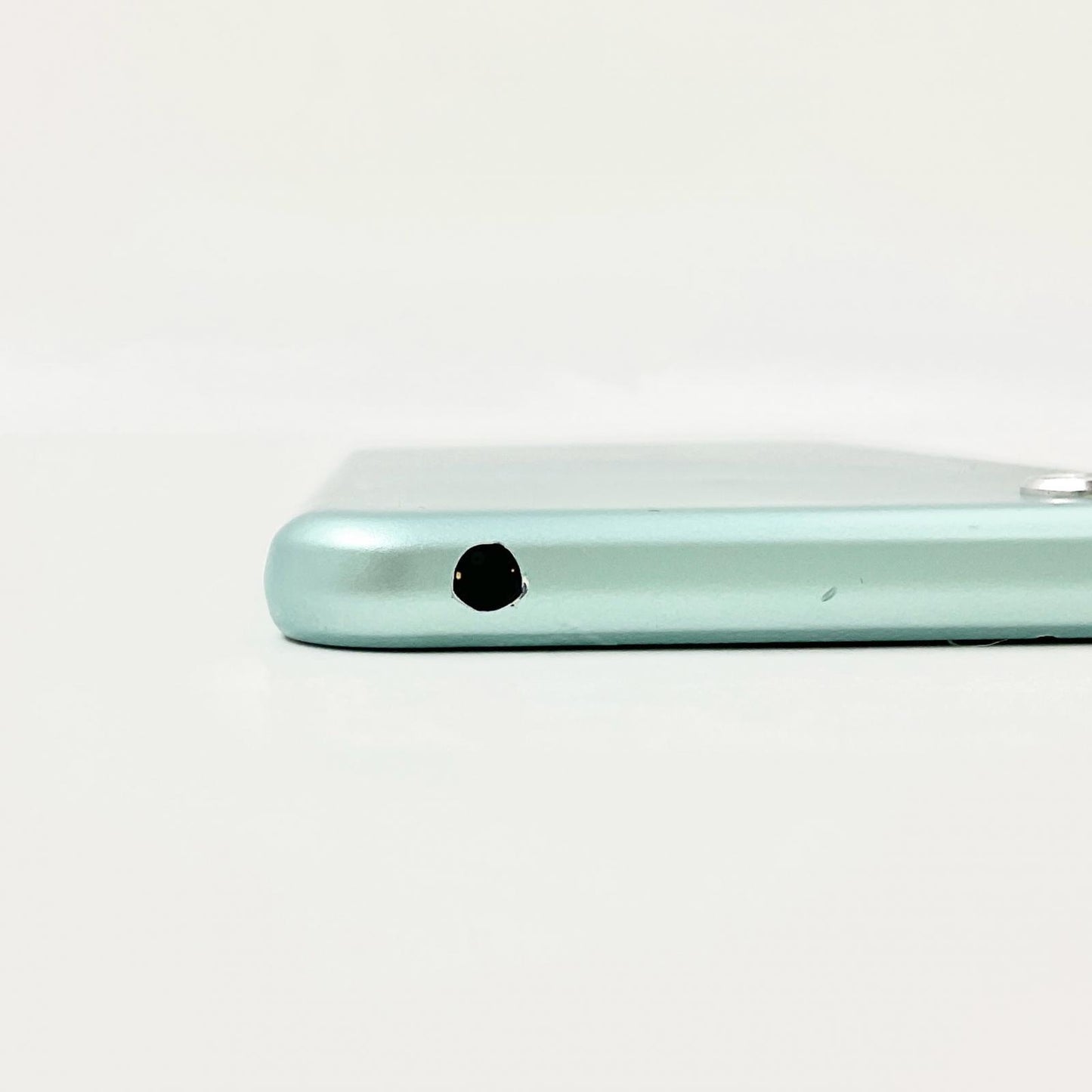 【全額返金保証】【最速発送】SHARP AQUOS sense2 32GB アイスグリーン au SHV43 白ロム 動作確認済