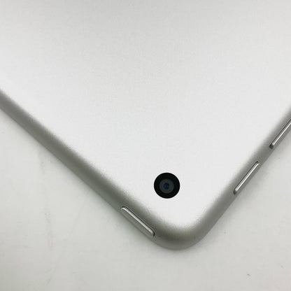 【全額返金保証】【最速発送】Apple iPad iPad 9.7インチ 第5世代 32GB シルバー Wi-Fi 動作確認済