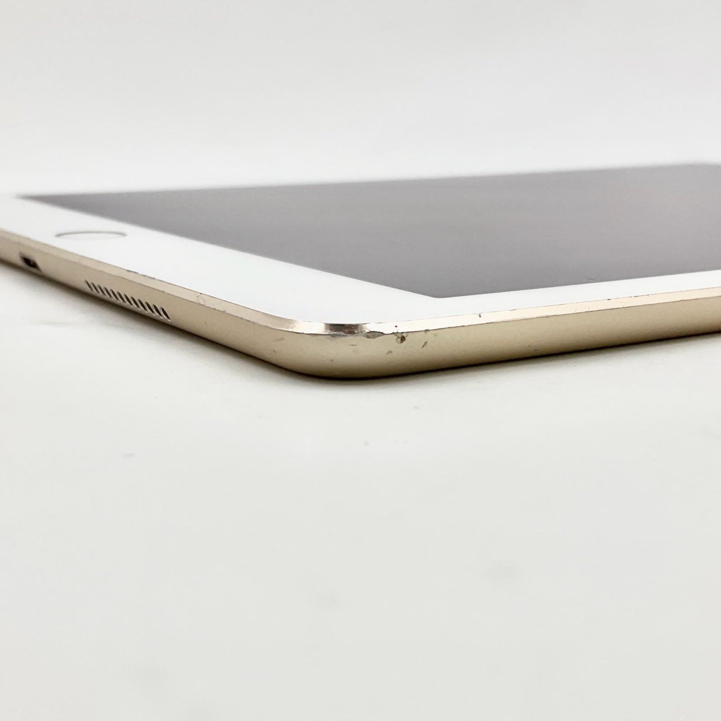 【全額返金保証】【最速発送】Apple iPad Pro 9.7インチ 第1世代 128GB ゴールド WiFi+Cellular Softbank 白ロム 動作確認済