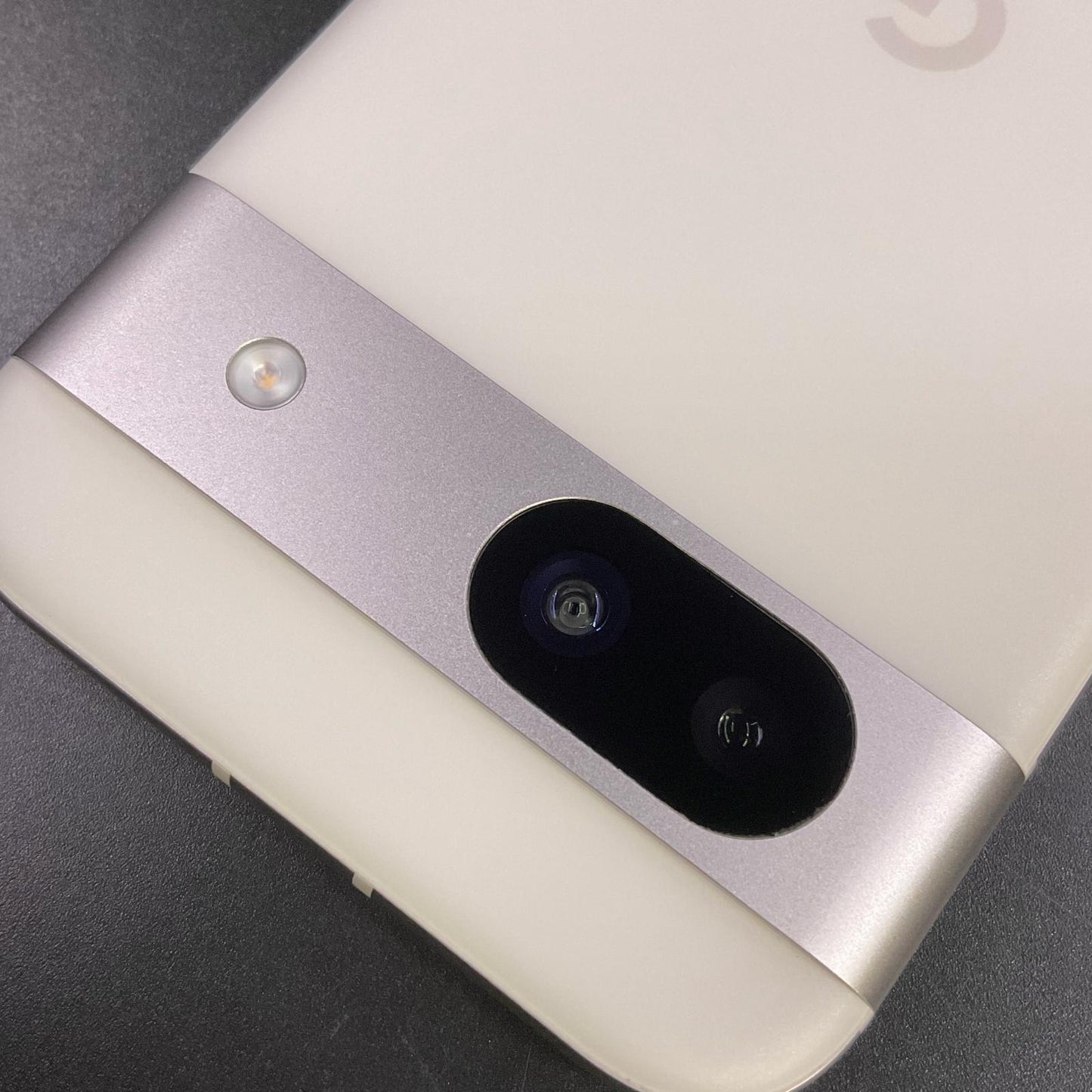 【全額返金保証】【最速発送】Google Pixel 8a 128GB Porcelain SIMフリー G576D 美品 動作確認済