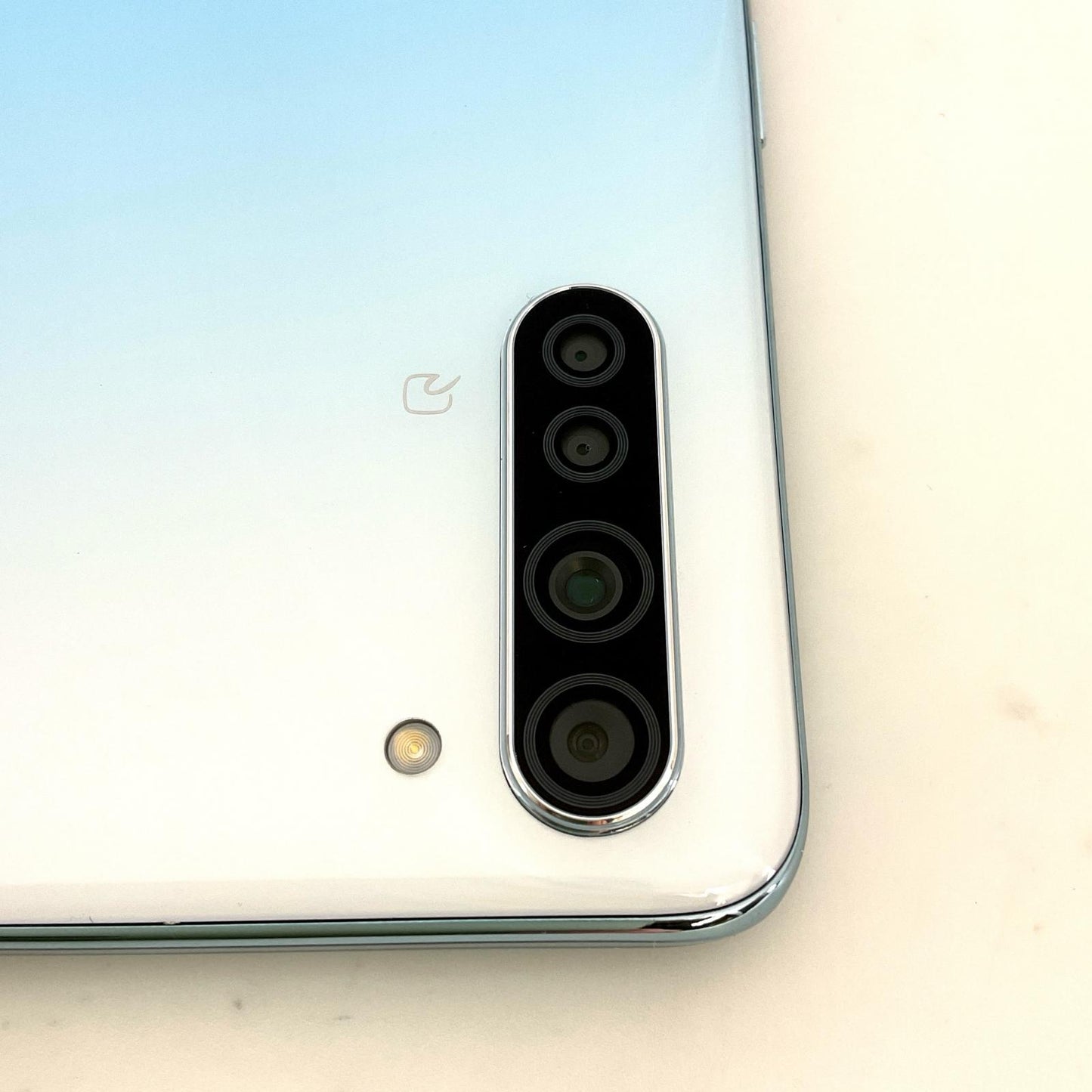 【全額返金保証】【最速発送】OPPO Reno 3A 128GB ホワイト 楽天モバイル CPH2013 白ロム 美品 動作確認済