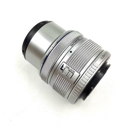 【全額返金保証】【最速発送】OLYMPUS M.ZUIKO DIGITAL 14-42mm F3.5-5.6 II R [シルバー] 動作確認済