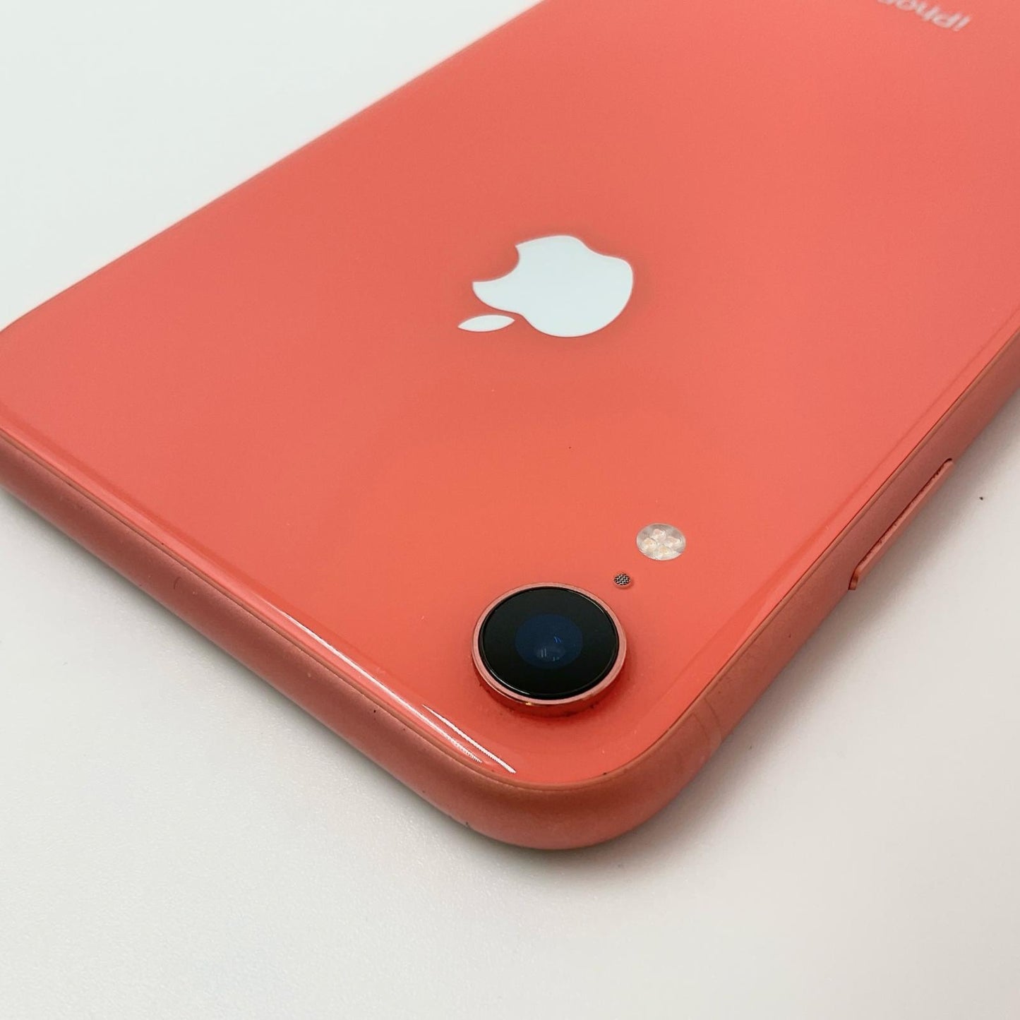 【最速発送】Apple iPhone iPhone XR 64GB コーラル docomo 白ロム【難有】 82%