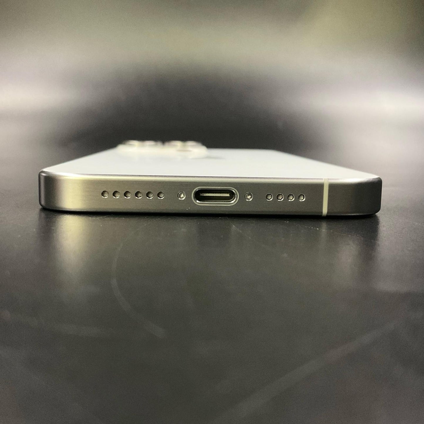 【全額返金保証】【最速発送】Apple iPhone iPhone Pro Max 15 Pro Max 256GB ホワイト Softbank 美品 動作確認済 85%