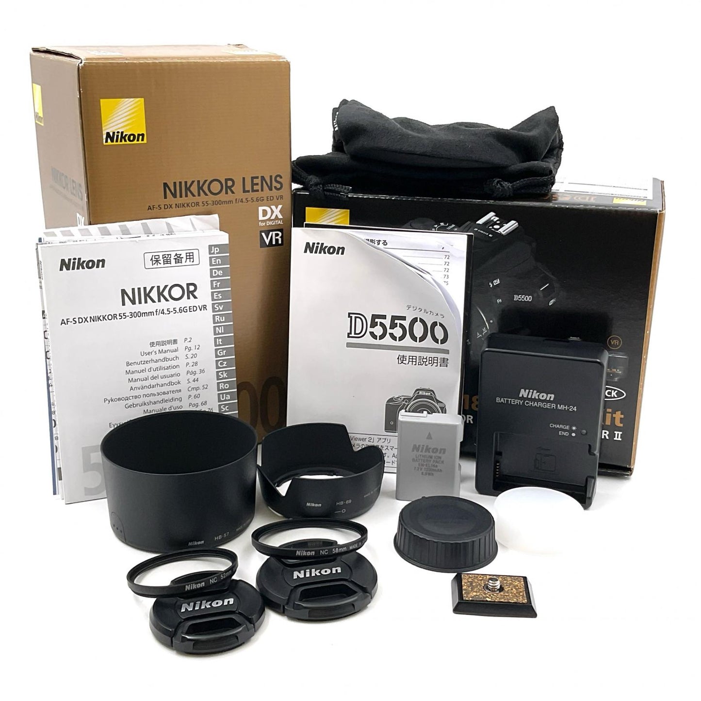 【全額返金保証】【最速発送】Nikon デジタル一眼 D5500 ダブルズームキット ブラック 美品 動作確認済