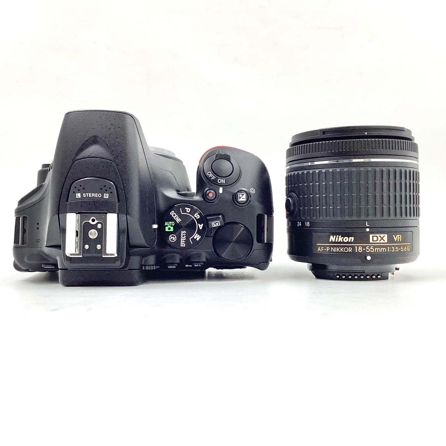 【全額返金保証】【最速発送】Nikon デジタル一眼 D5600 18-55 VR レンズキット ブラック 美品 動作確認済