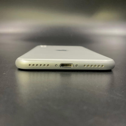 【全額返金保証】【最速発送】Apple iPhone iPhone SE（第2世代） 128GB ホワイト SIMフリー 動作確認済 84%